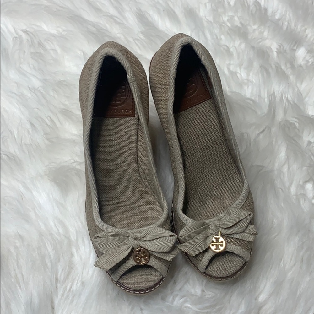Tory Burch wedges 6.5